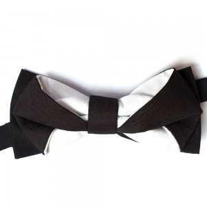 Papion modern, bicolor, negru si alb, model Oddy Shape
