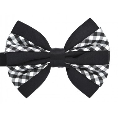 Papion big butterfly, model carouri alb cu negru si fundal negru 