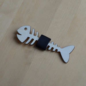 Papion de lemn, personalizat, model Fishbone