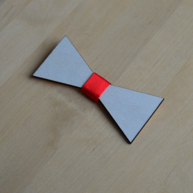 Papion de lemn, personalizat, model Gentleman Style